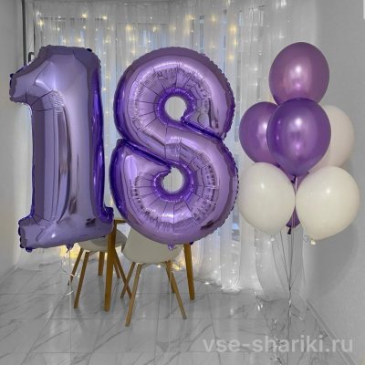 Фонтан на совершеннолетие с сиреневыми цифрами 1 и 8