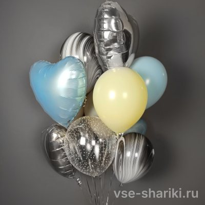 Букет с чёрно-белыми агатами и четырьмя сердцами из фольги