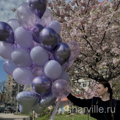 Лавандовое облако из 50 гелиевых шаров с сердцами из фольги
