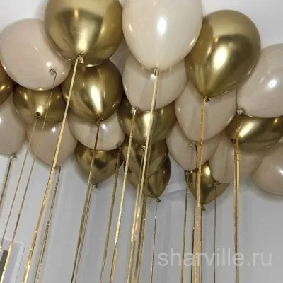 Набор из 22 шаров под потолок: 11 бежевых и 11 золотых хромированных с лентами