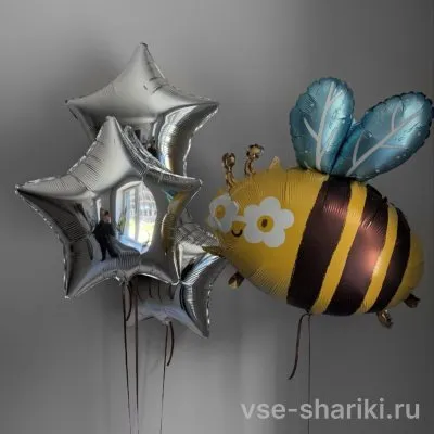 Букет из фольгированной пчёлки и трёх серебристых звёзд