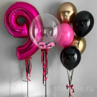 Композиция с розовой цифрой 90 см, баблсом 60 см с перьями и пятью шарами