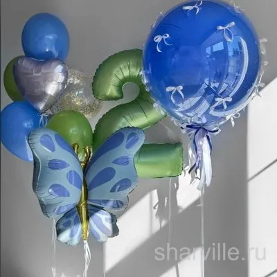 Облако из шаров в голубых тонах с фольгированной бабочкой, цифрой и бантиками