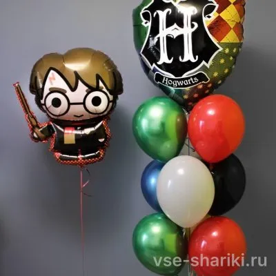 Фонтан из 10 шаров с гербом Хогвартса и Гарри Поттером
