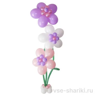 Композиция из трёх гелиевых ромашек на подставке