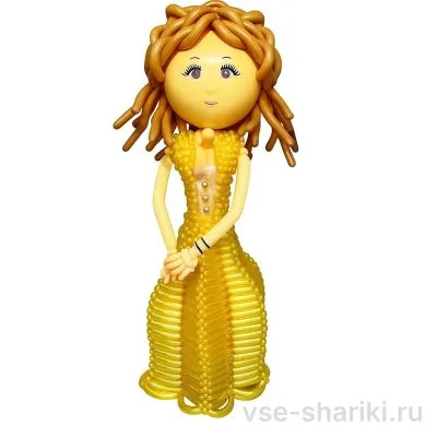 Фигура шатенки в длинном платье высотой до 2 м