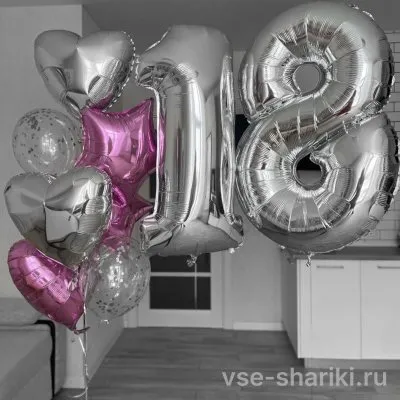 Композиция с цифрами 1 и 8, звёздами и серебристым конфетти