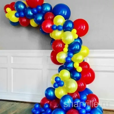 Гирлянда 3 метра из жёлтых, синих и красных шаров для оформления входа