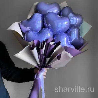 Фиолетовый букет из семи фольгированных мини-сердец в пышной обёртке