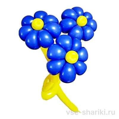Цветок-ромашка крупного размера на устойчивом основании