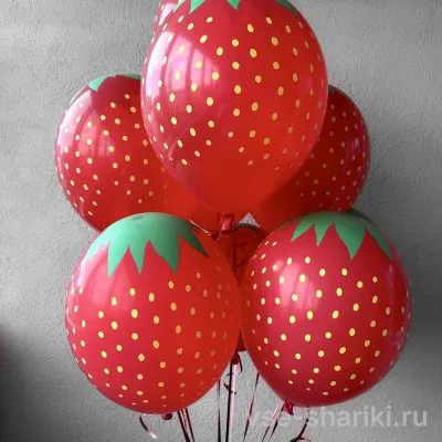 Фонтан-клубника из 7 красных гелиевых шаров