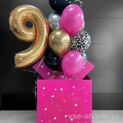 Коробка-сюрприз с чёрной кошечкой, цифрой и леопардовыми шарами