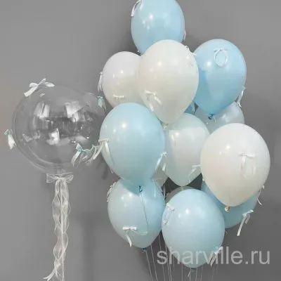 Связка из 14 бело-голубых шаров и баблса, украшенная 63 бантиками