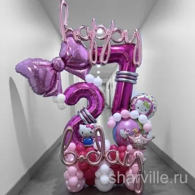 Композиция Hello Kitty для девочки: две цифры, бант, корона и буквы «Happy Birthday»